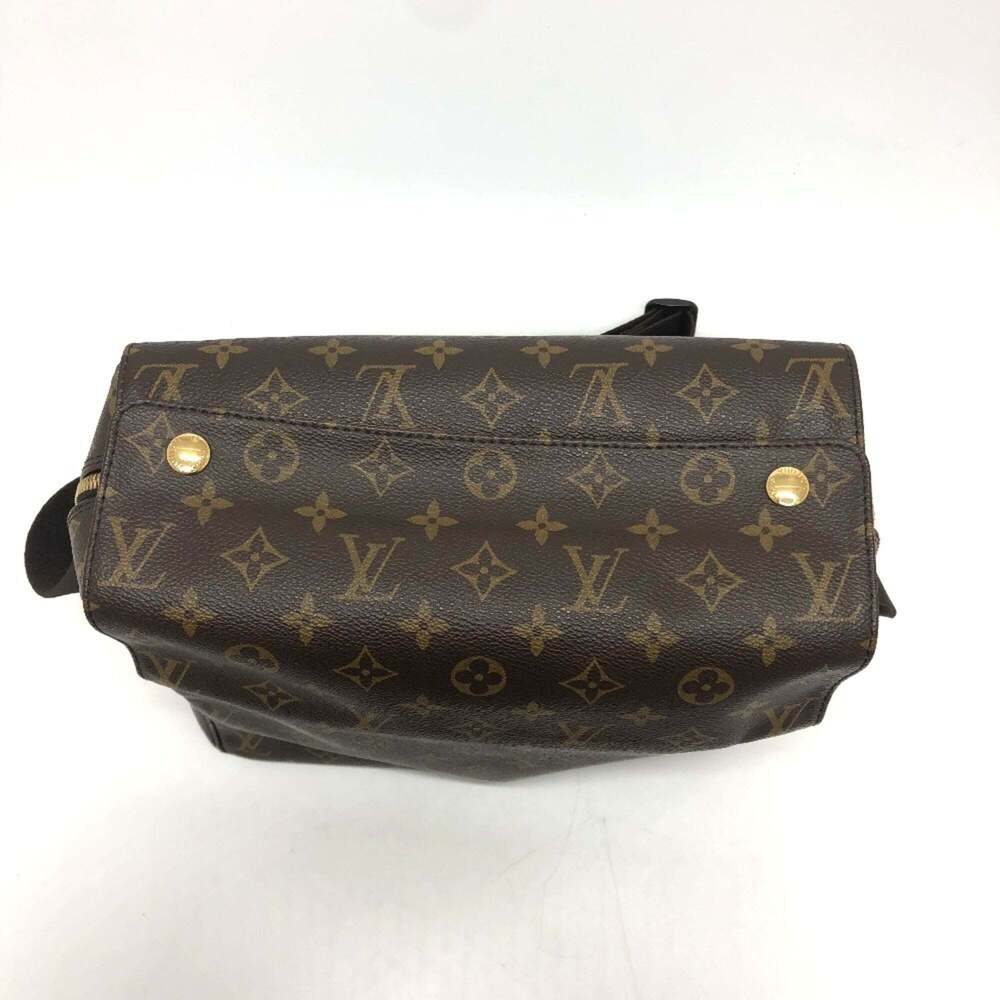LOUIS VUITTON Authentic Brown Monogram Canvas Messenger Shoulder Bag - Picture 3 of 16